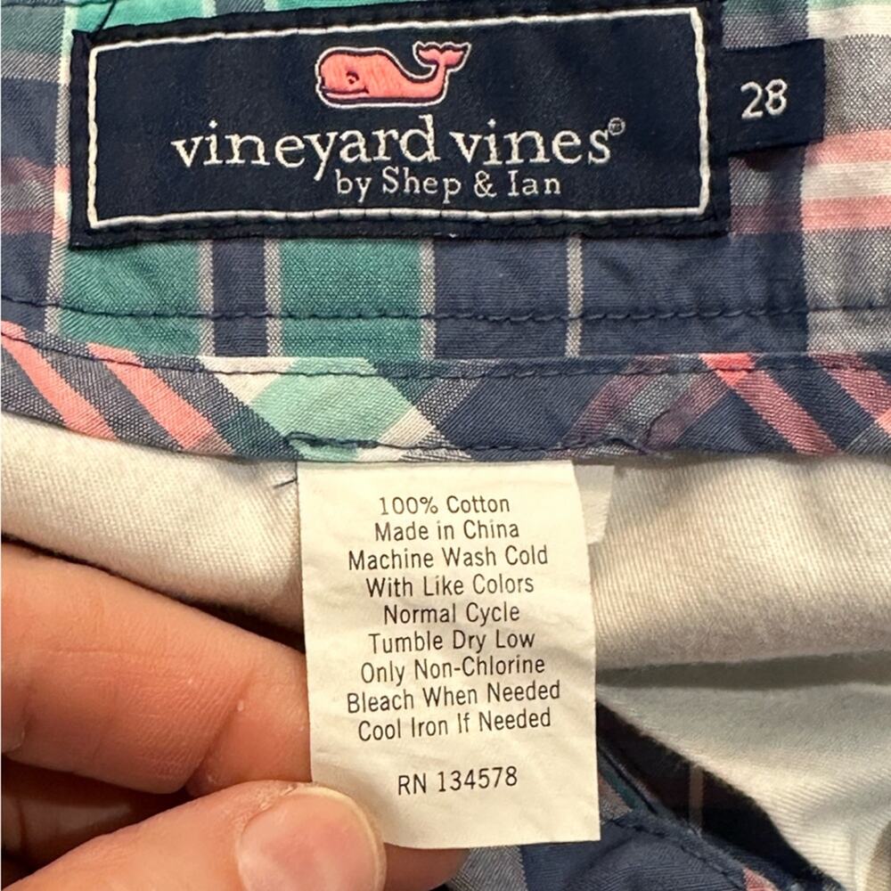 Vineyard Vines Mens Size 28 Pink and Green Madras Plaid Breaker Shorts - Picture 3 of 4